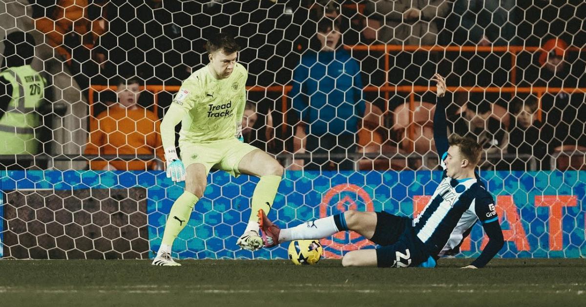 Blackpool - Stockport