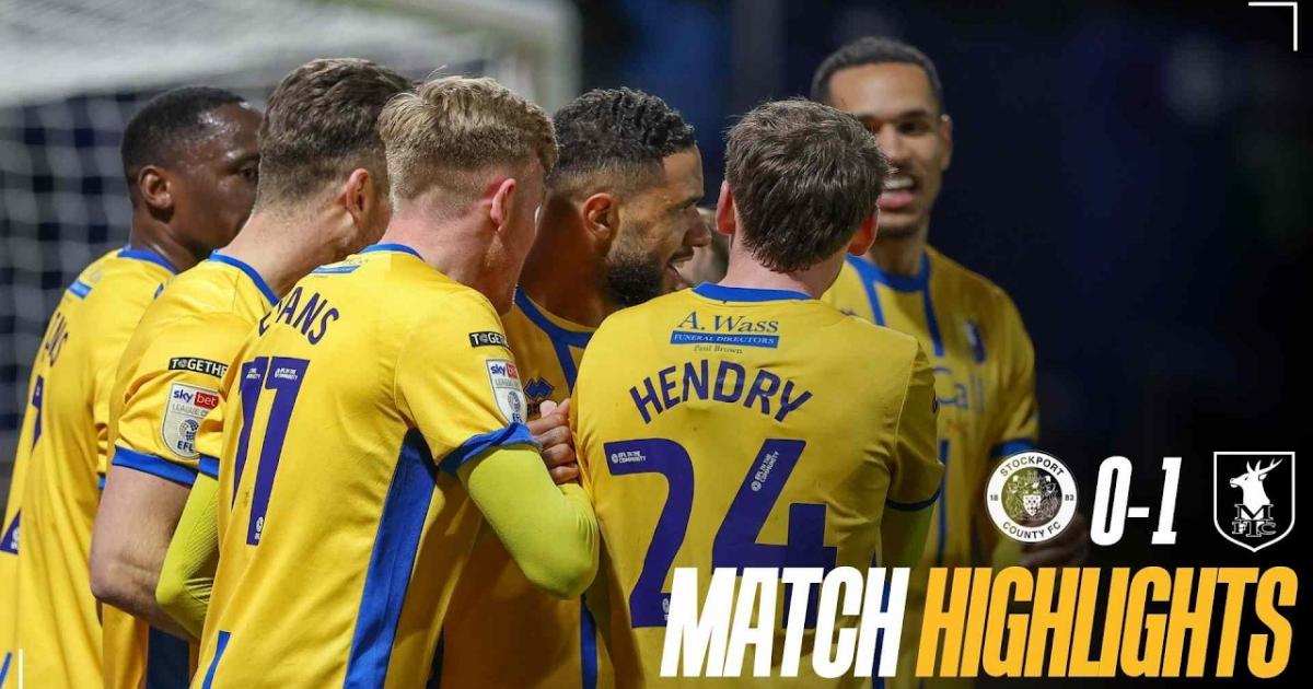 Stockport - Mansfield Town