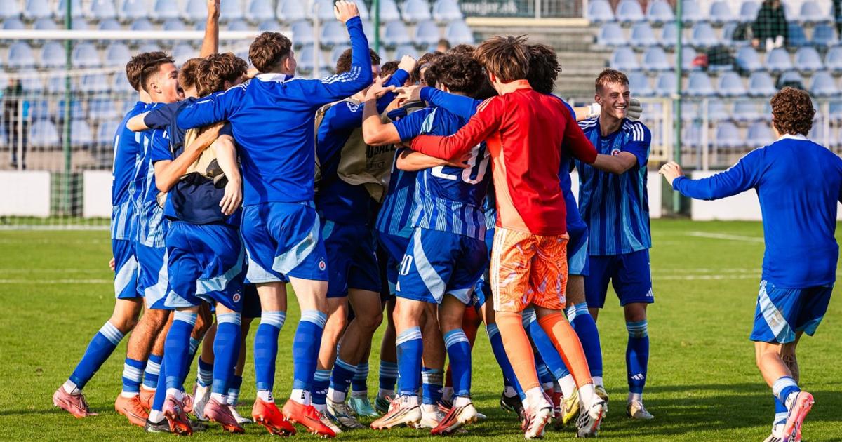 ملخص Slovan - Stuttgart